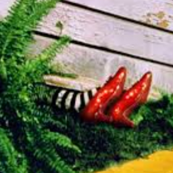 NEW Striped Thigh Highs w/Red Heart - Plus Size - Picture 3 of 3